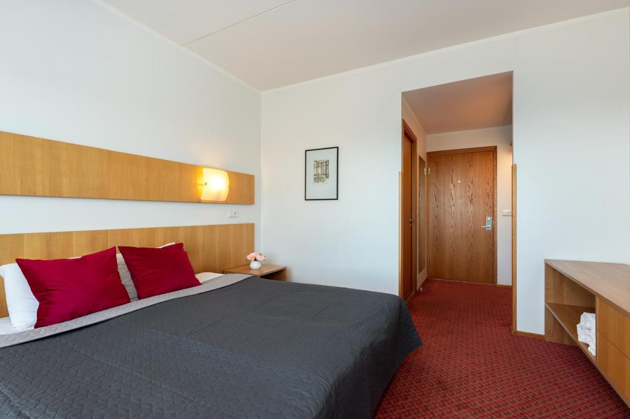 Raadimoisa Hotell Tartu Eksteriør billede