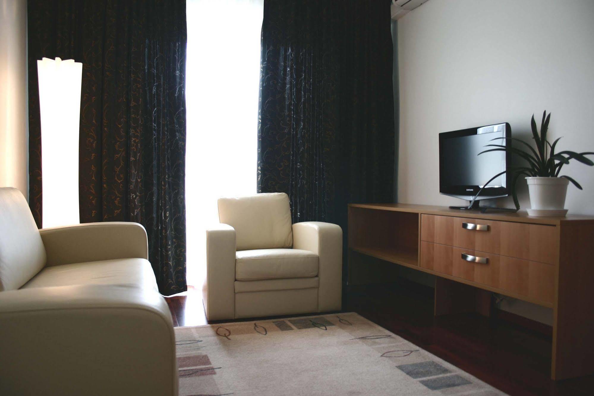 Raadimoisa Hotell Tartu Eksteriør billede
